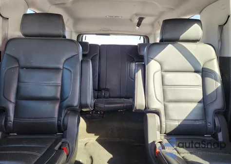 2017 GMC Yukon Xl Denali z USA, uszkodzony, nr VIN 1GKS2HKJ2HR193965